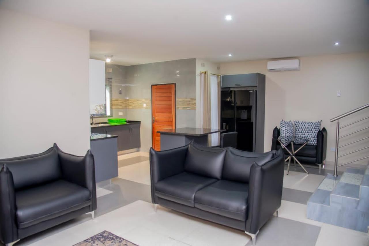Royal Suites Apartments ลุซากา ภายนอก รูปภาพ